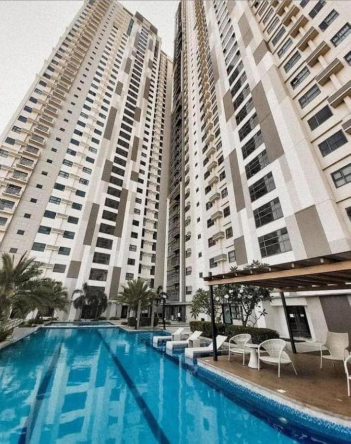 Horizon 101 A12 Shortwalk To Mango Avenue & Robinson Mall Cebu Exterior photo